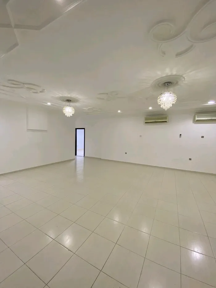 villa for rent : Image 1