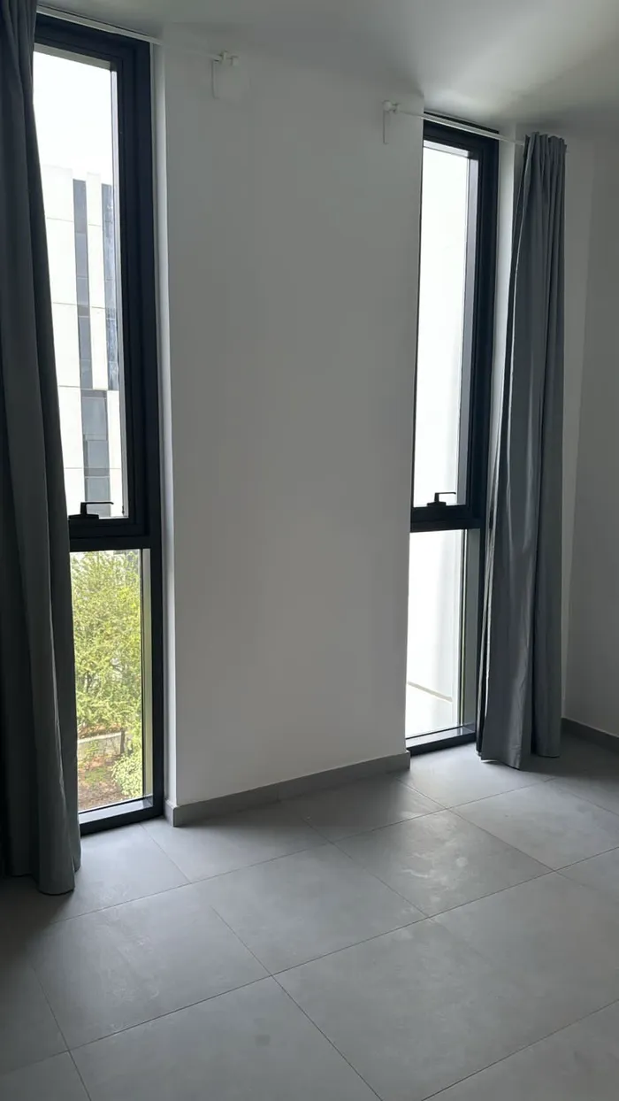 For sale, a ready apartment in Boulevard, Aljada, Sharjah : Image 1