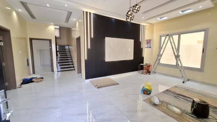 فيلا فاخرة للبيع في منطقة الياسمين : Image 1