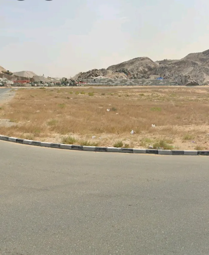 قطعة ارض سكني تجاري زاوية شارعين قار : Image 1