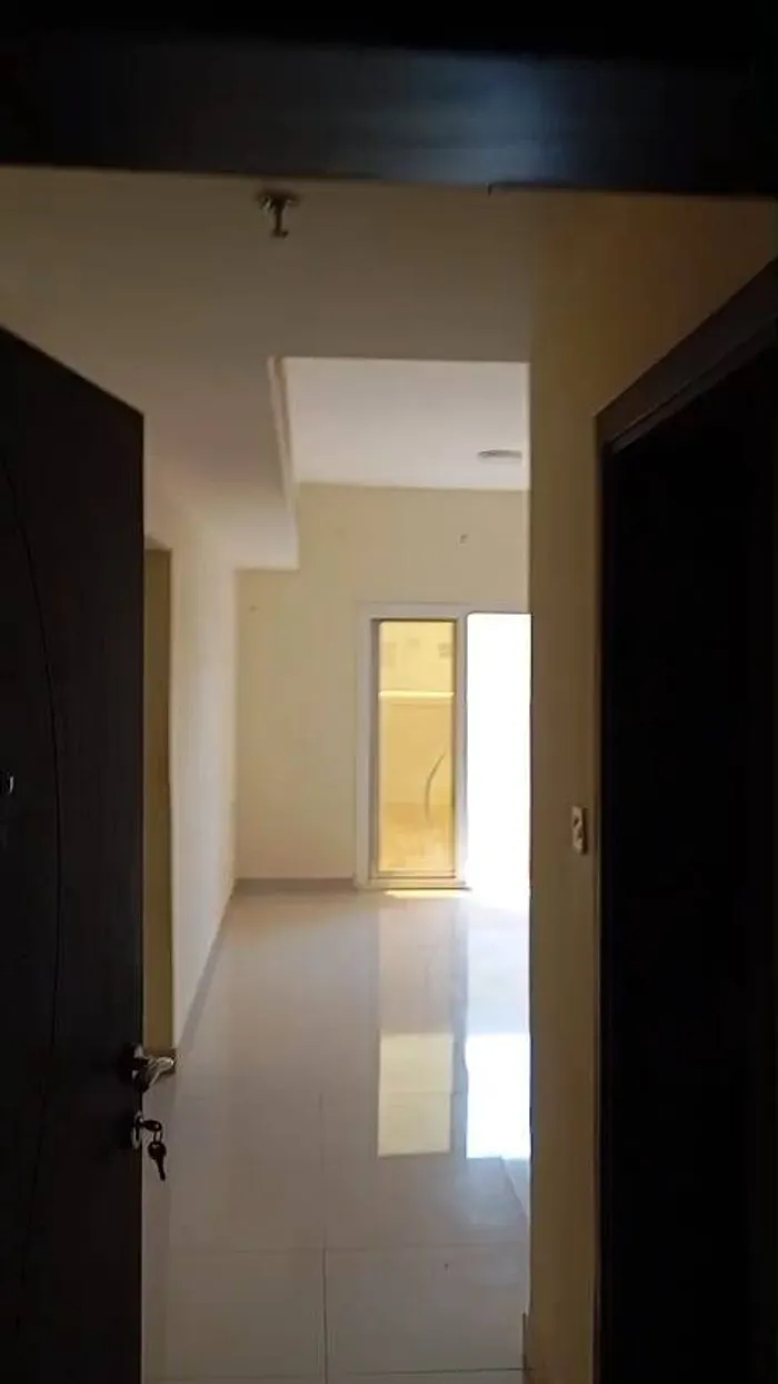 شقه للايجارالسنوي غرفه وصاله في الروضه 2 عجمان 2 حمام///Apartment for annual rent, one bedroom and a hall in Al Rawda 2, Ajman, 2 bathrooms : Image 1