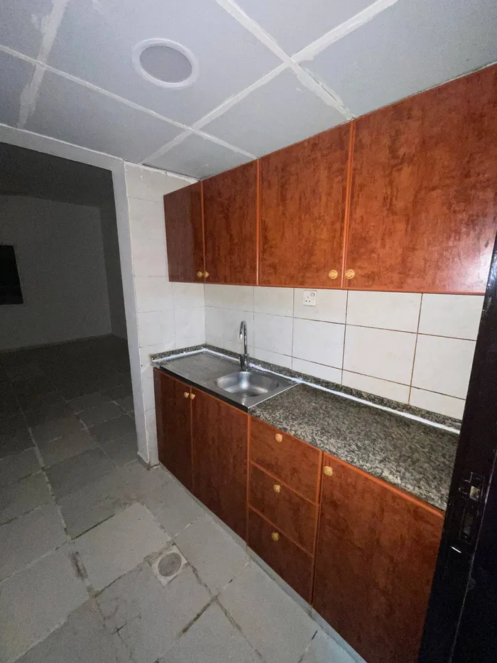 اوسع استوديو في عجمان مطبخ منفصل بالراشيديه : Image 1