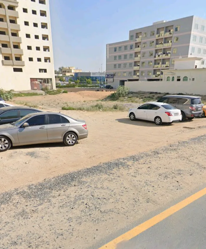 ارض سكني تجاري g+6 بالروضة2  علي شارع الشيخ خليفه : Image 1