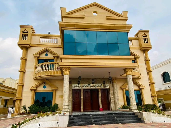 فيلا فخمه للبيع بمنطقة الورقاء 4 دبي : Image 1