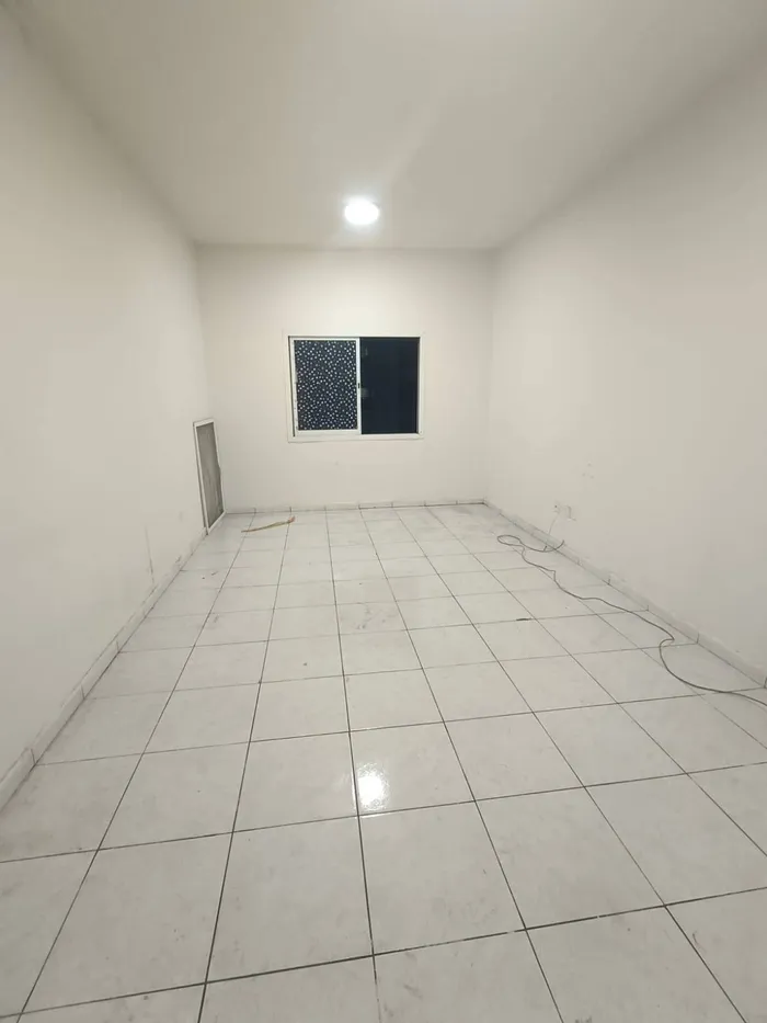 Apartment for annual rent, studio, separate kitchen, Al Nuaimiya in Ajman //Apartment for annual rent, studio with separate kitchen, Al Nuaimiya, Ajman : Image 1