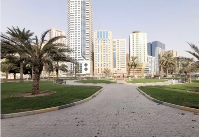 Excellent tower for sale in Nahda, Sharjah : Image 1