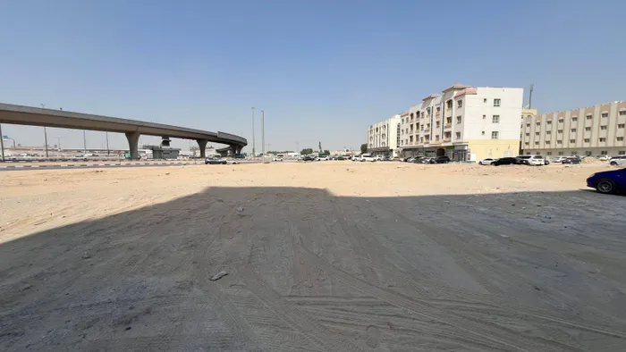 Special investment land for sale in Muwailih Commercial - Sharjah : Image 1