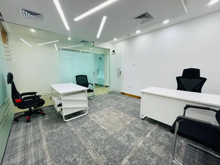 مكتب للايجار في برج الحديقة المعلقة، شارع حمدان (ماكس هوم العقارية) : Image 1