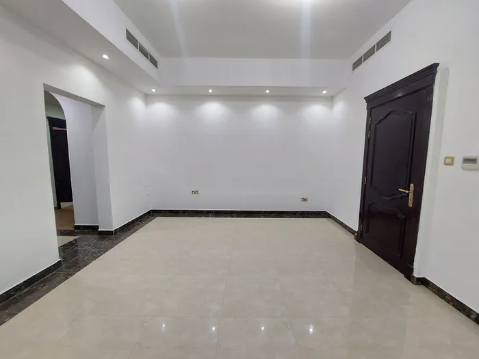 غرفه وصاله للإيجار في مدينه الرياض : Image 1