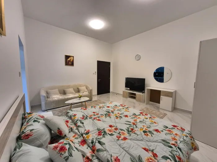 A studio for rent in Riyadh, the first inhabitant : Image 1