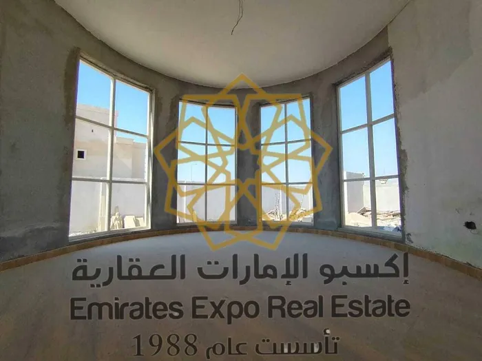 For sale a villa that is 80% under construction in a great location in Riyadh : Image 1