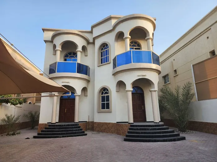 فيلا للايجار في المويهات 1 عجمان : Image 1