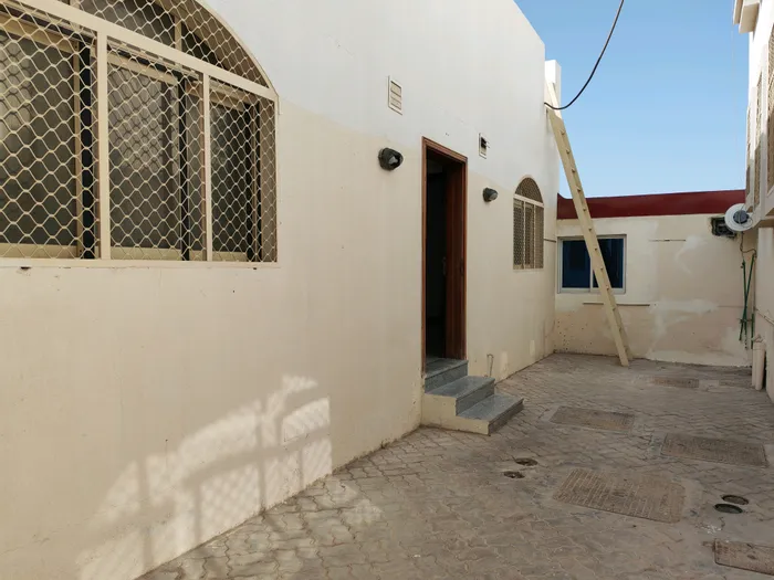 Private entrance room and hall for rent in Khalifa City A : Image 1