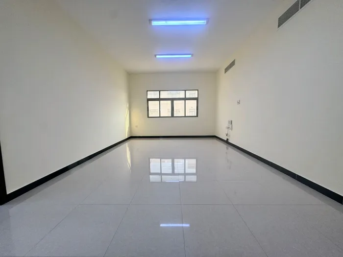 3-bedroom apartment for rent in Khalifa City A : Image 1