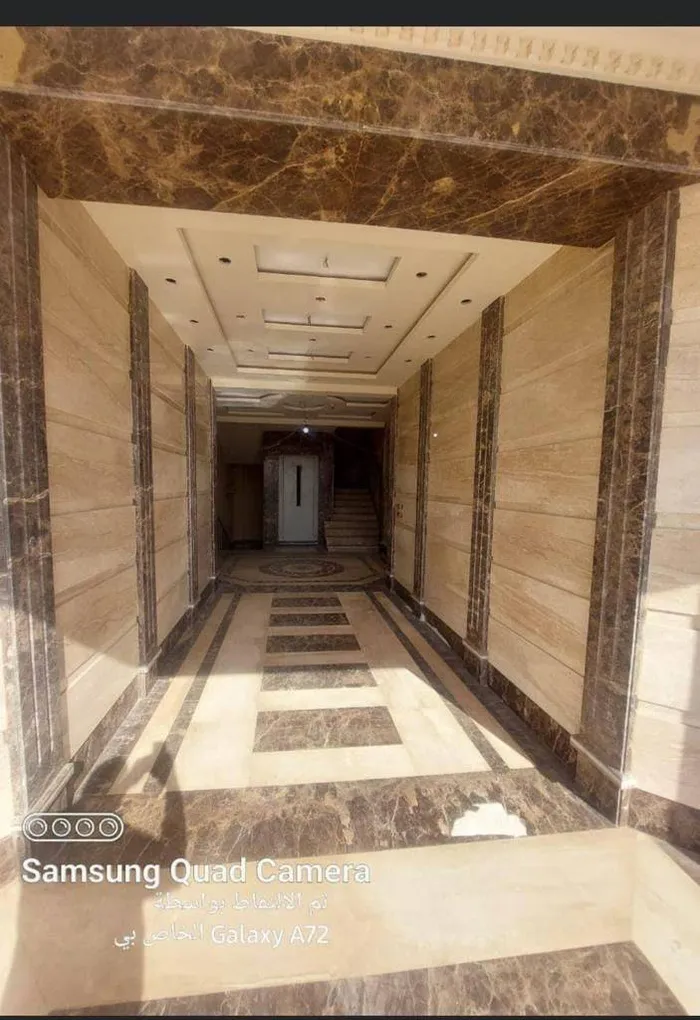 “A golden opportunity in Dubai Investment Park: a staff housing building ready for immediate return!” : Image 1