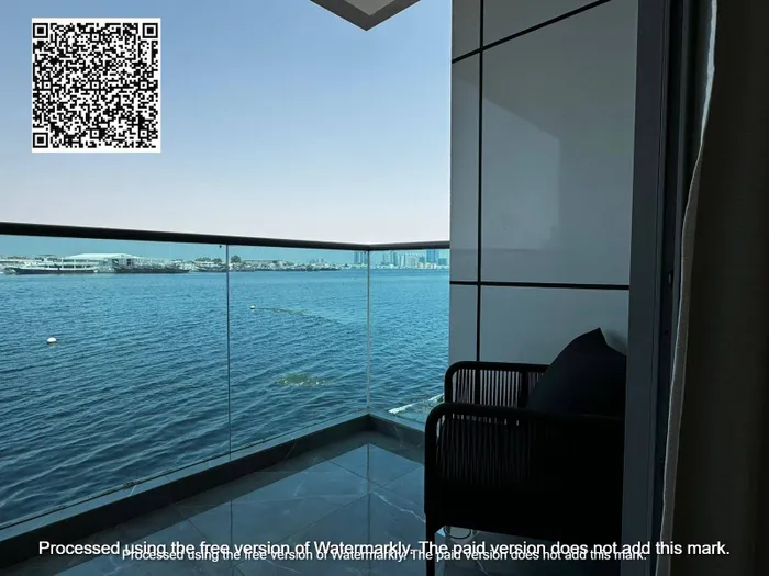 You own a one-bedroom apartment with an open view in Creek : Image 1