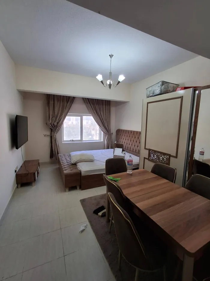 🔥 استديو مميز للبيع في قرية الأميرة – بالفرش بالكامل! 🔥 : Image 1