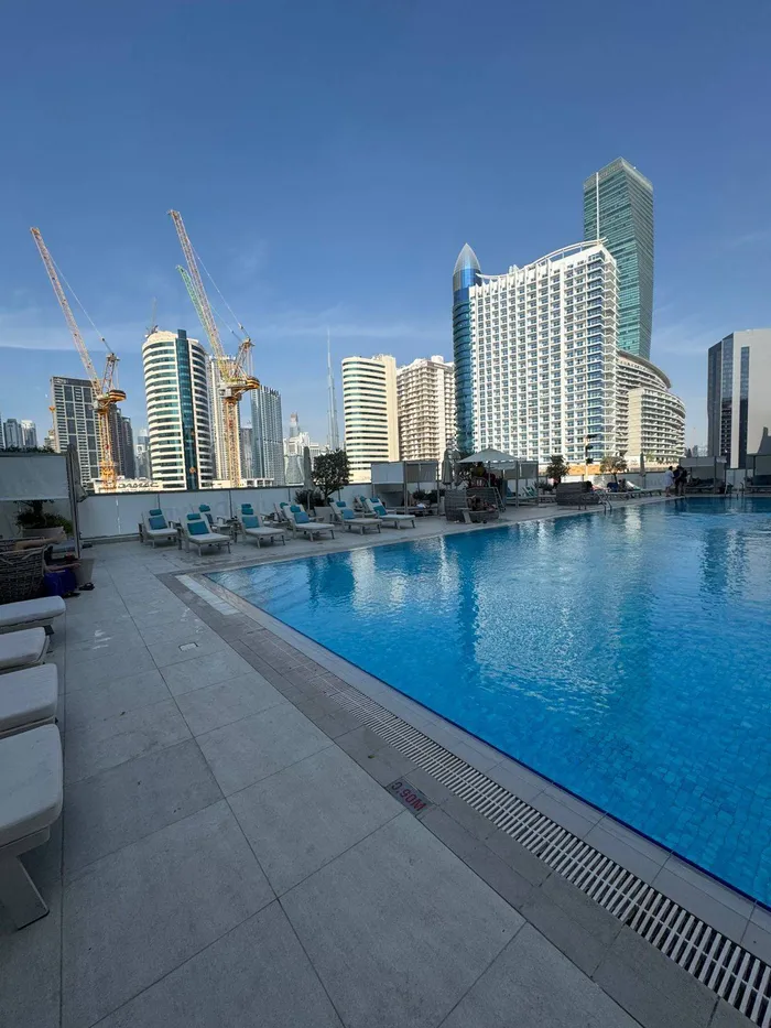 Super Distress Bulk Deal — 3 Hotel Apartment Units for AED 1.65M : Image 1