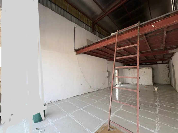 7 shops for annual rent : Image 1