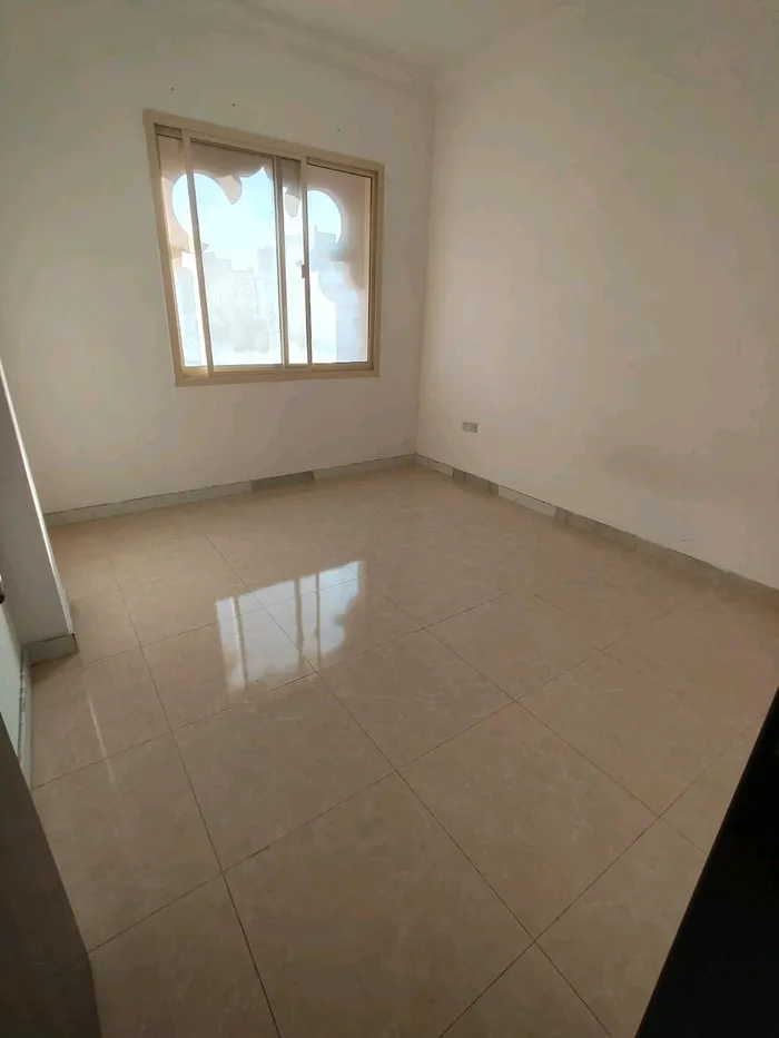 For Rent Apartment in Al Nuaimia 1, Ajman : Image 1