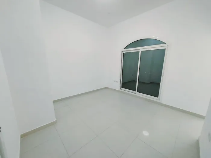 For Rent Apartment in Madinat Al Riyad, Abu Dhabi : Image 1