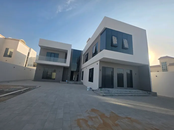 For Rent Villa in Madinat Al Riyad, Abu Dhabi : Image 1