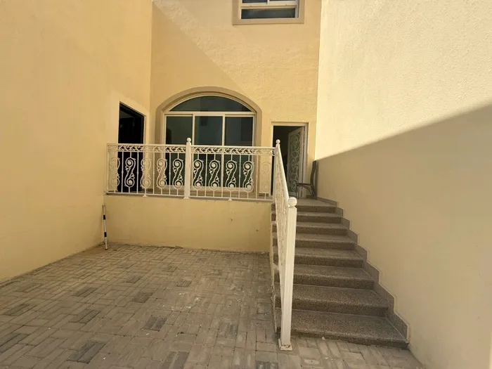 For Rent Apartment in Madinat Al Riyad, Abu Dhabi : Image 1