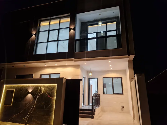 1,190,000 شامل التسجيل | فيلا 5 غرف ماستر جاهزة في الحليو 2 : Image 1