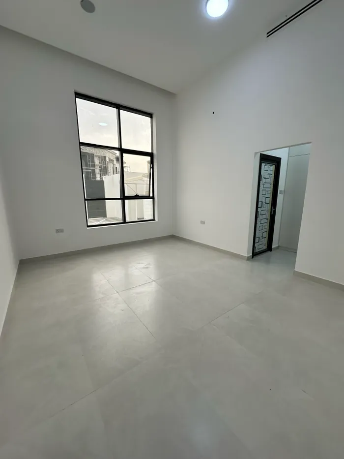 For Rent Apartment in Madinat Al Riyad, Abu Dhabi : Image 1