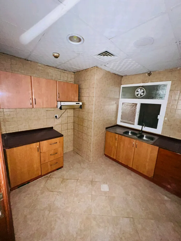For Rent Apartment in Al Jerf, Ajman : Image 1