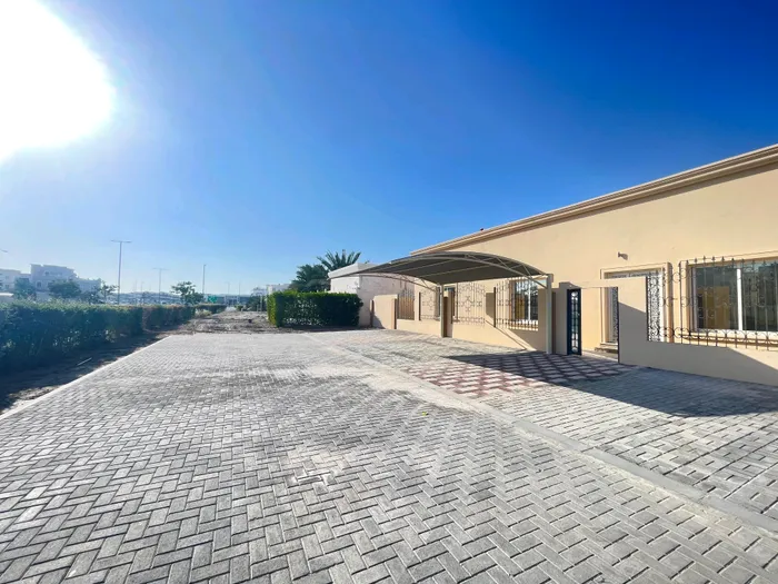 An extension of four rooms and a hall for rent in Khalifa City A : Image 1