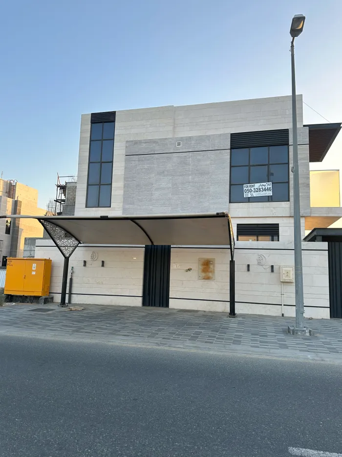 For Rent Villa in Hoshi, Sharjah : Image 1
