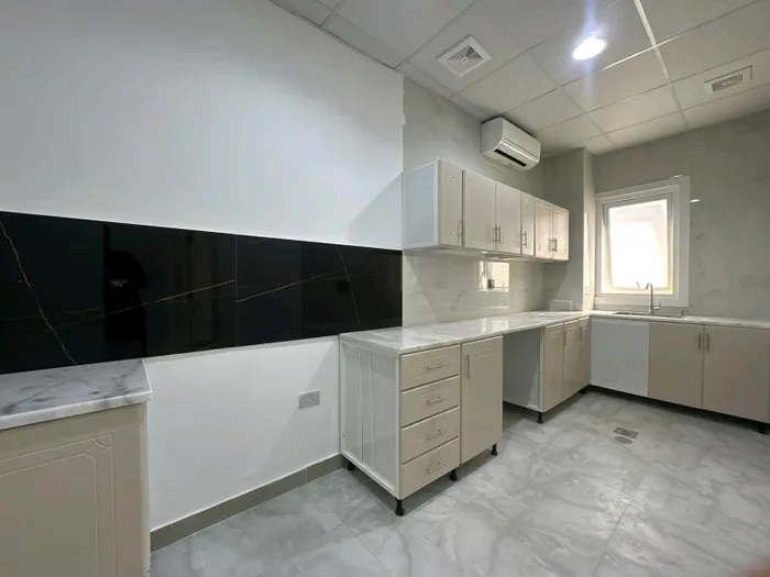 شقه 3غرف وصاله 4حمام : Image 1
