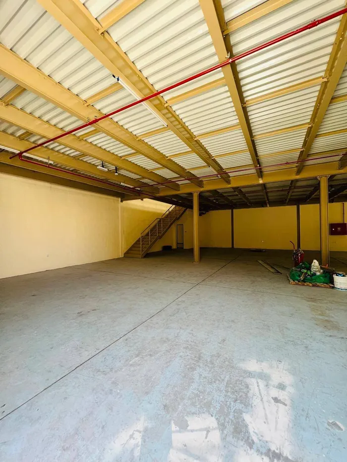 warehouse : Image 1