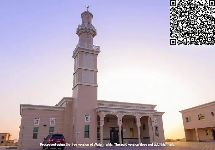 فرصه سكنيه لن تتكرر | امتلك الان ارضين بجوار بعض بموقع مميز في المنامه 4 : Image 1