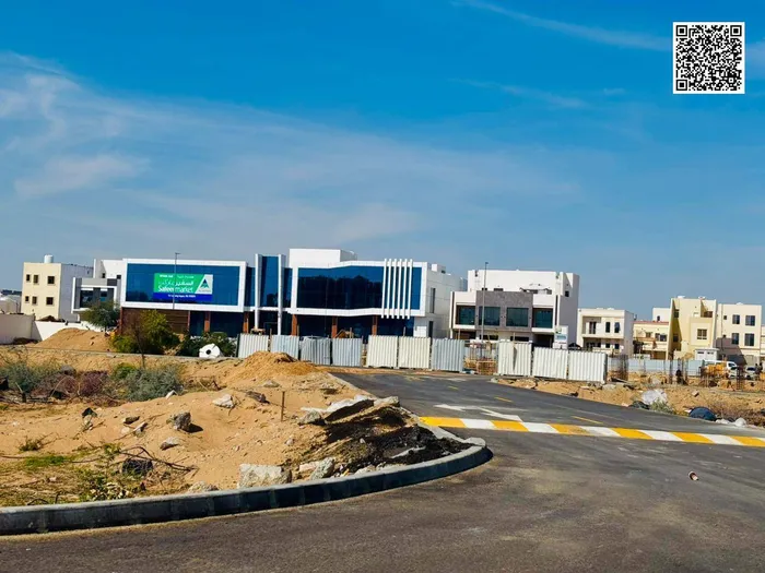 أرض سكنية مميزة في عجمان | تصريح أرضي + طابقين | فرصة بناء واستثمار : Image 1