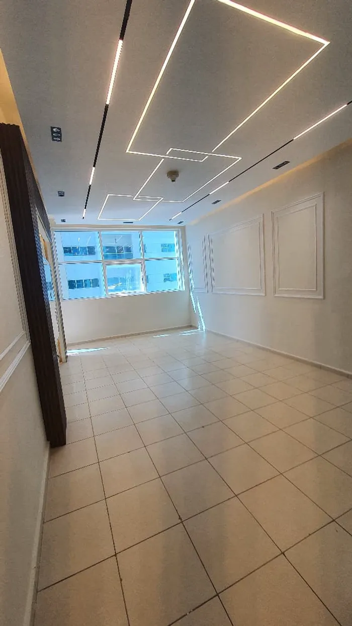 حسناء : Image 1