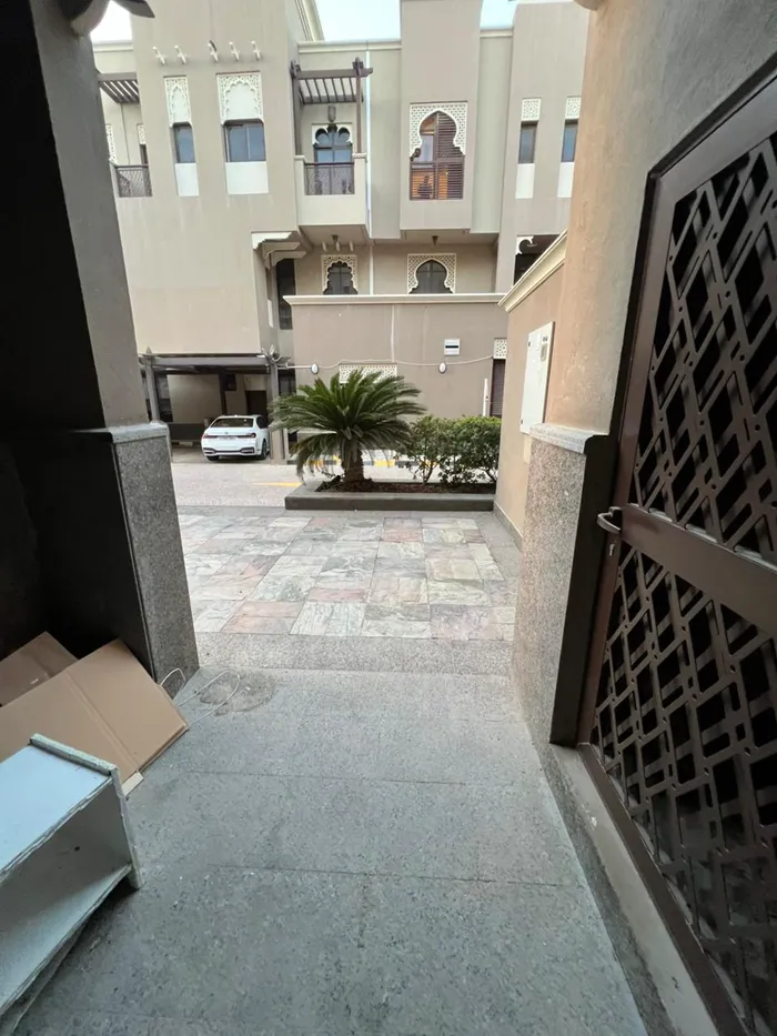 Accept Group : Image 1