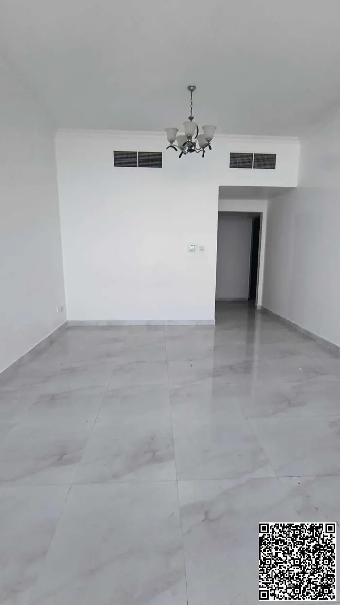 شقة فاخرة غرفتين وصالة مع 3 حمامات وبلكونة وإطلالة على المسبح في مبنى حديث مع جيم ومسبح خاص في شارع الشيخ عمار بن حميد : Image 1