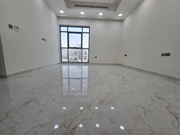 غرفه وصاله بمدينه الرياض اول ساكن : Image 1