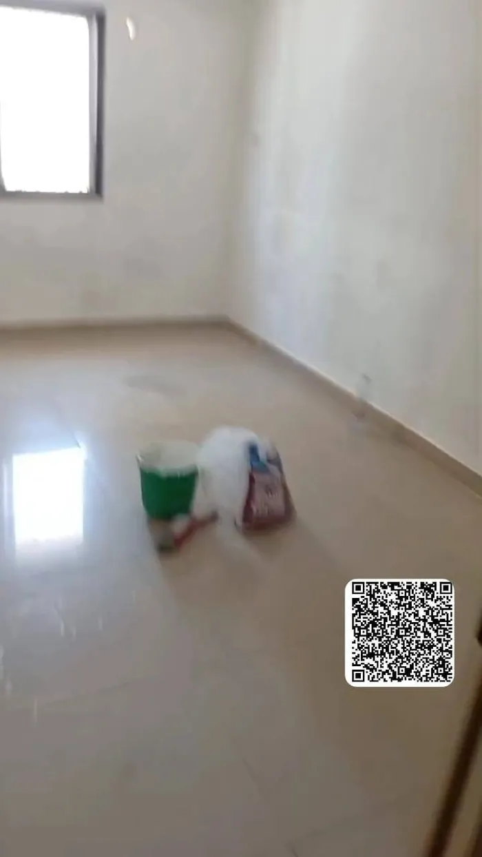 للإيجار السنوي في عجمان ♨️غرفتين وصاله ببلكونه30.000لفتره محدود👈 👈الموقع: الروضه 3  صاله منفصله بباب/ For annual rent in Ajman ♨️ Two bedrooms and a living room with a balcony 👈 Location: Al Rawda 3, separate living room with entrance 📱 Contact ☎️ 05 : Image 1