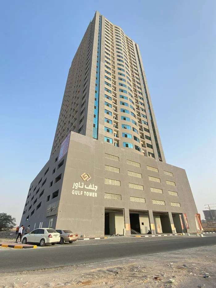 Gulf Tower Emirates City : Image 1