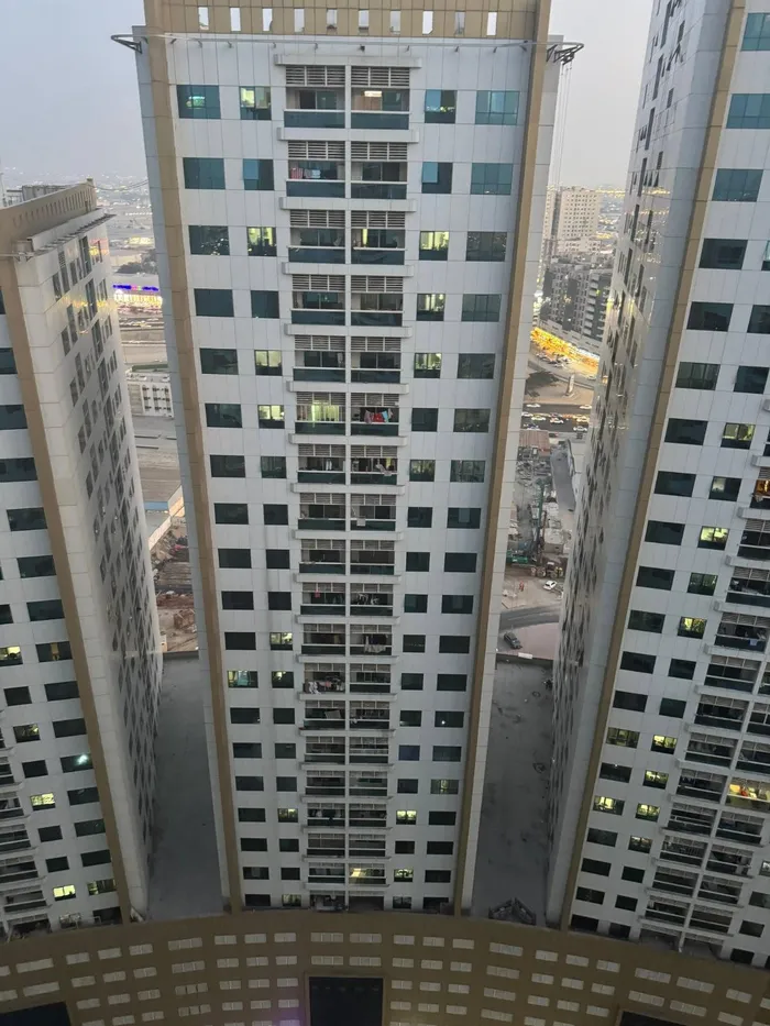 Ajman Pearl : Image 1