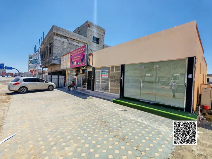 The opportunity for a shop with housing for rent : Image 1