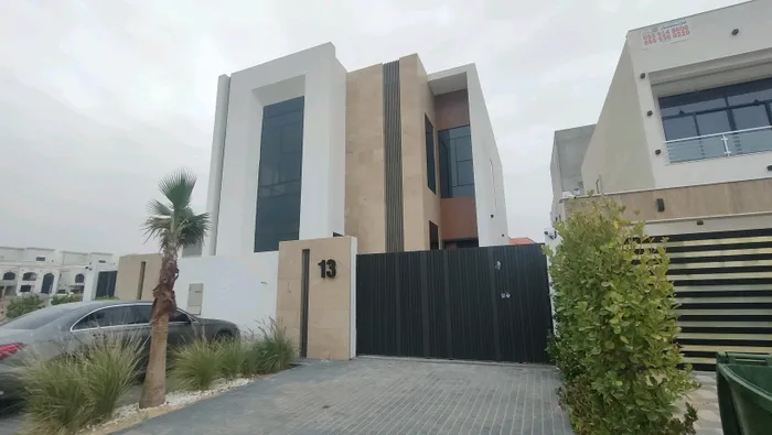 Premium Villa | Personal Finishing | Ready Road Location : Image 1