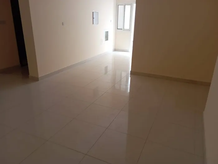 A studio with a separate kitchen in Al-Rawdah 1 area, the first resident : Image 1