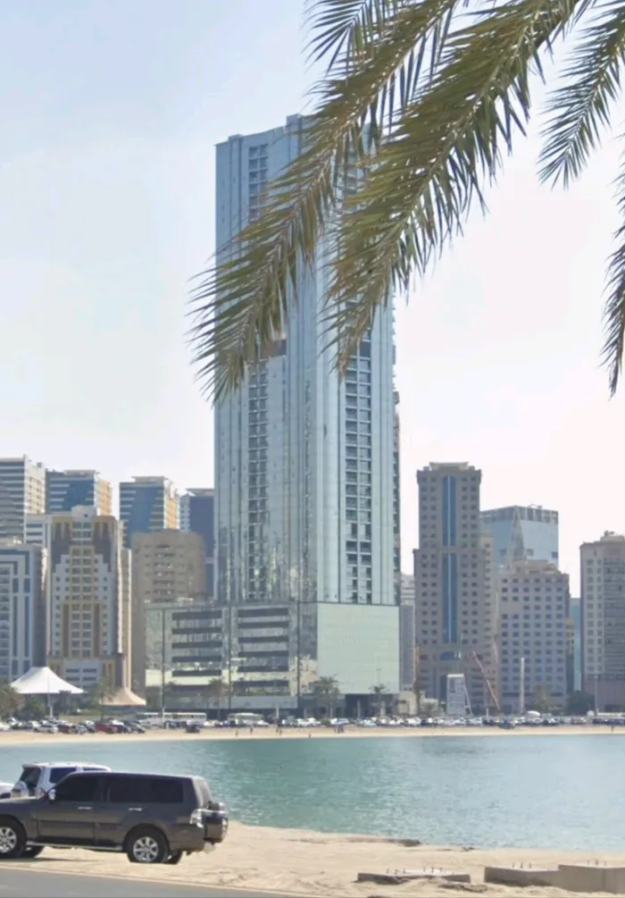Tower for sale with a return of 9.5% in Al Mamzar area, Sharjah : Image 1
