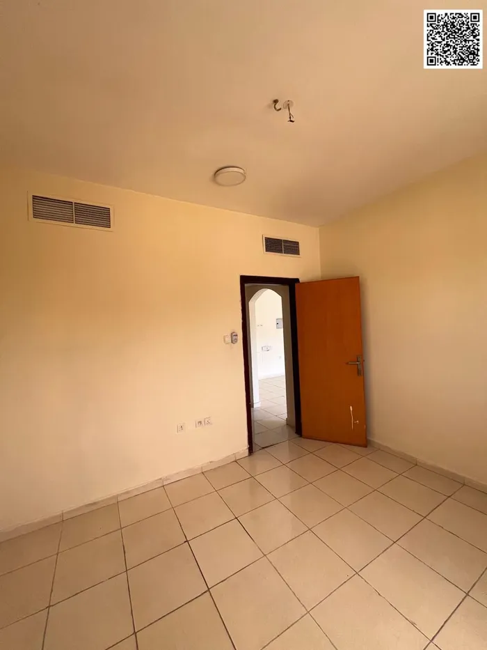 شقة غرفة وصالة واسعة مع بلكونة في الراشدية 2 – موقع مميز : Image 1