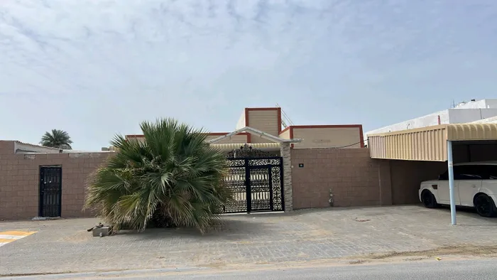 For sale a popular house in Al Ghafia : Image 1