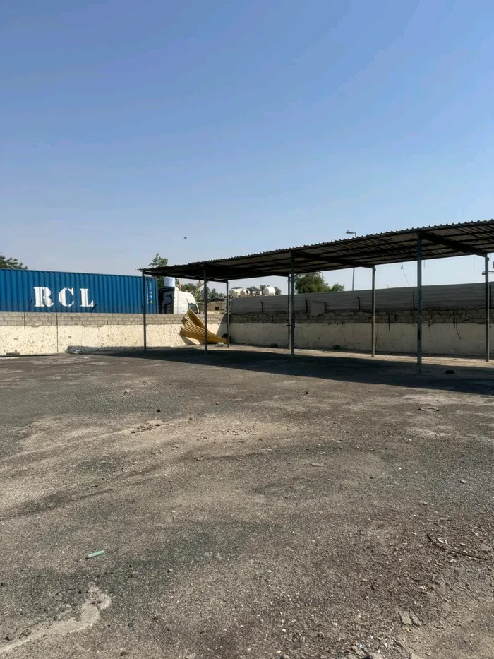 An Industrial  land for rent - an area of 10000 feet - : Image 1